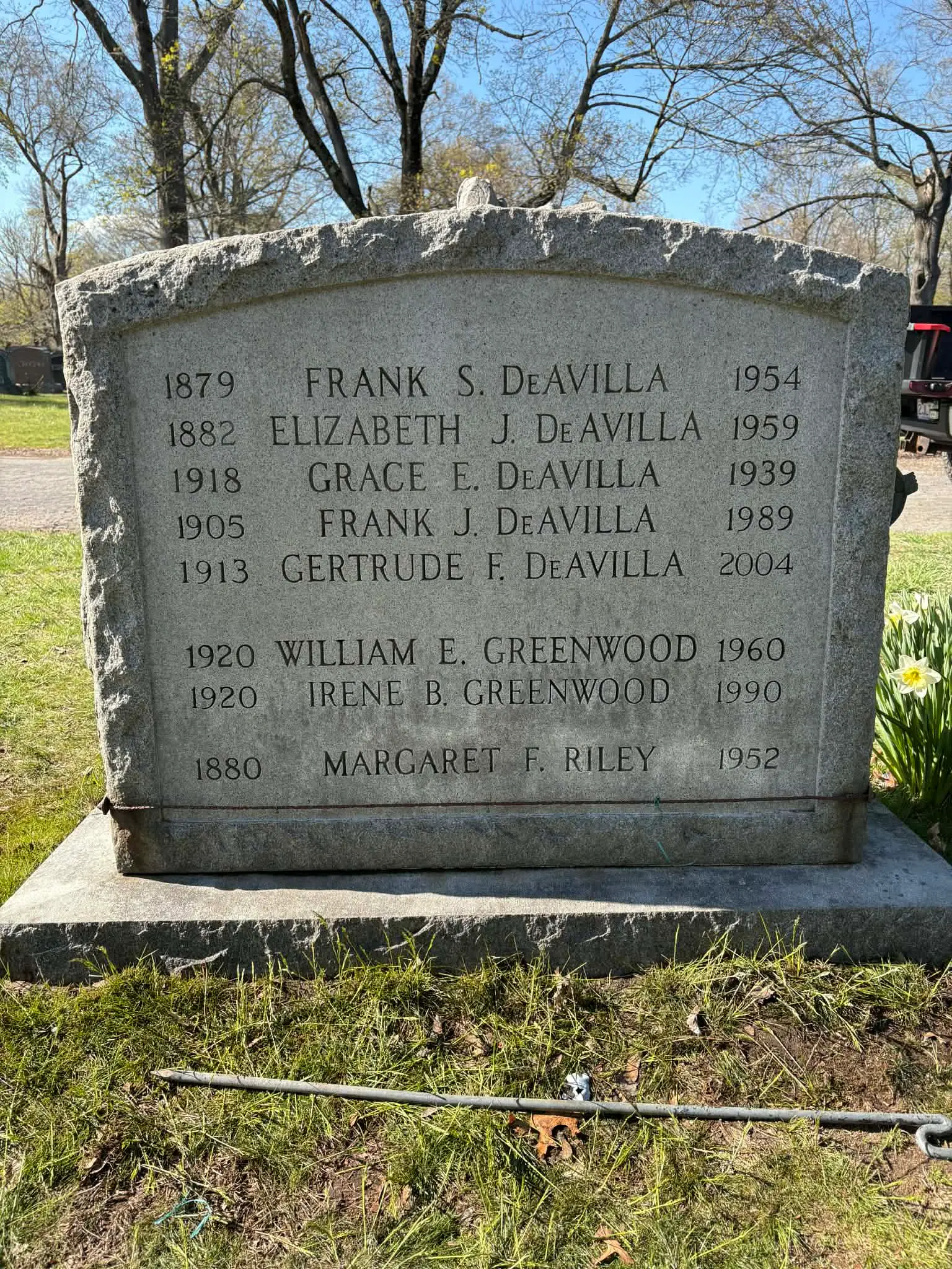 Deavilla Memorial After Cleaning