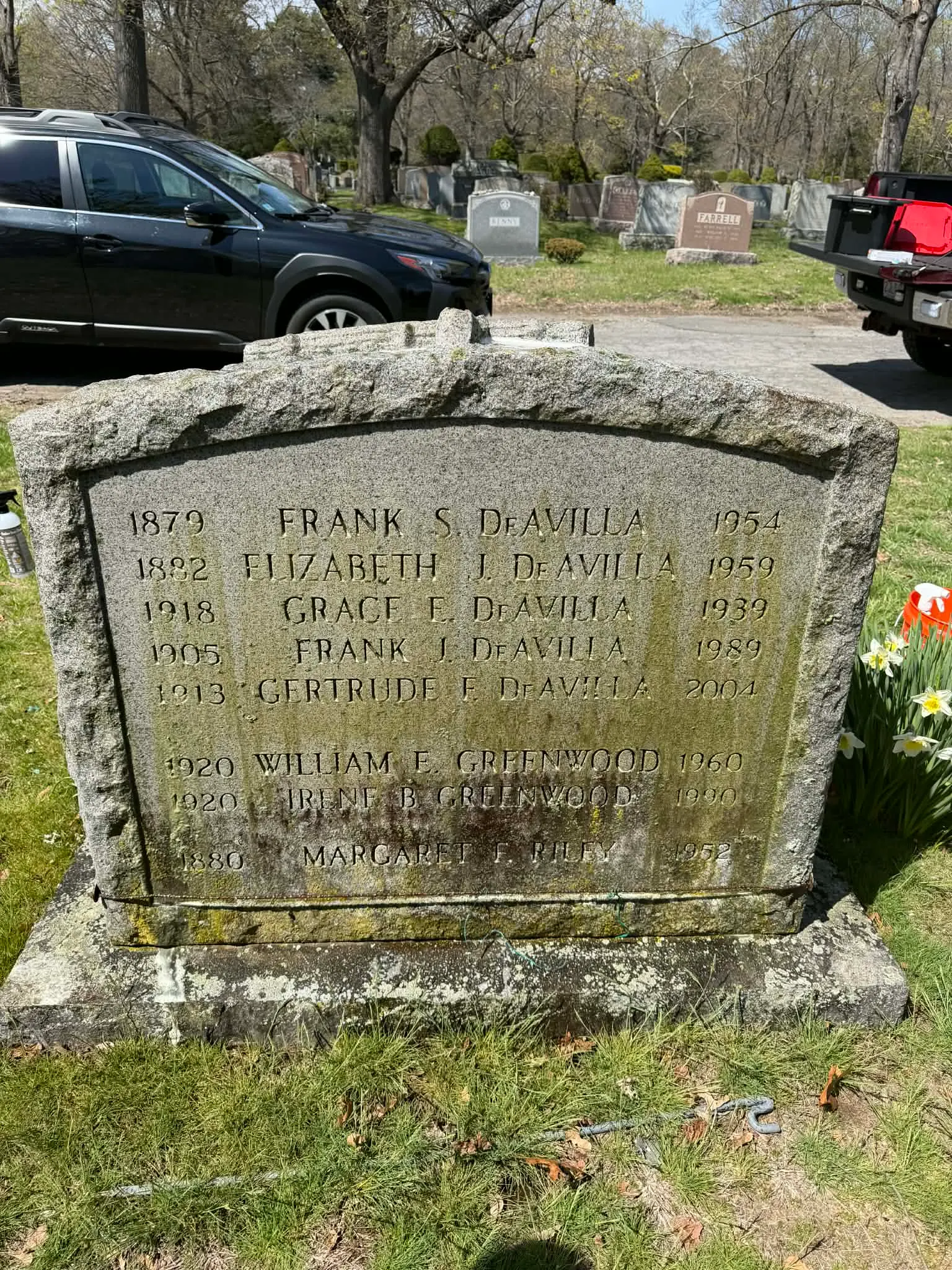 Deavilla Memorial Before Cleaning